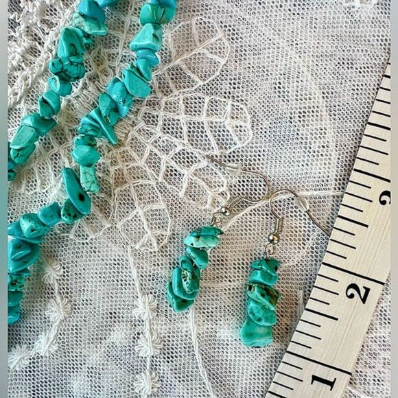 Vintage 80's Hypoallergenic Turquoise Tumbled Stone Necklace & Earring Set - Picture 8 of 10